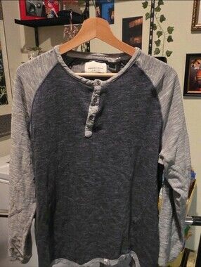 paperdenim&cloth Men's XL Gray Colorblock Long Sleeve Henley Button Knit Tee